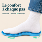 Pied en chaussette blanche posé sur une semelle ActivFeet : douceur, amorti et maintien
